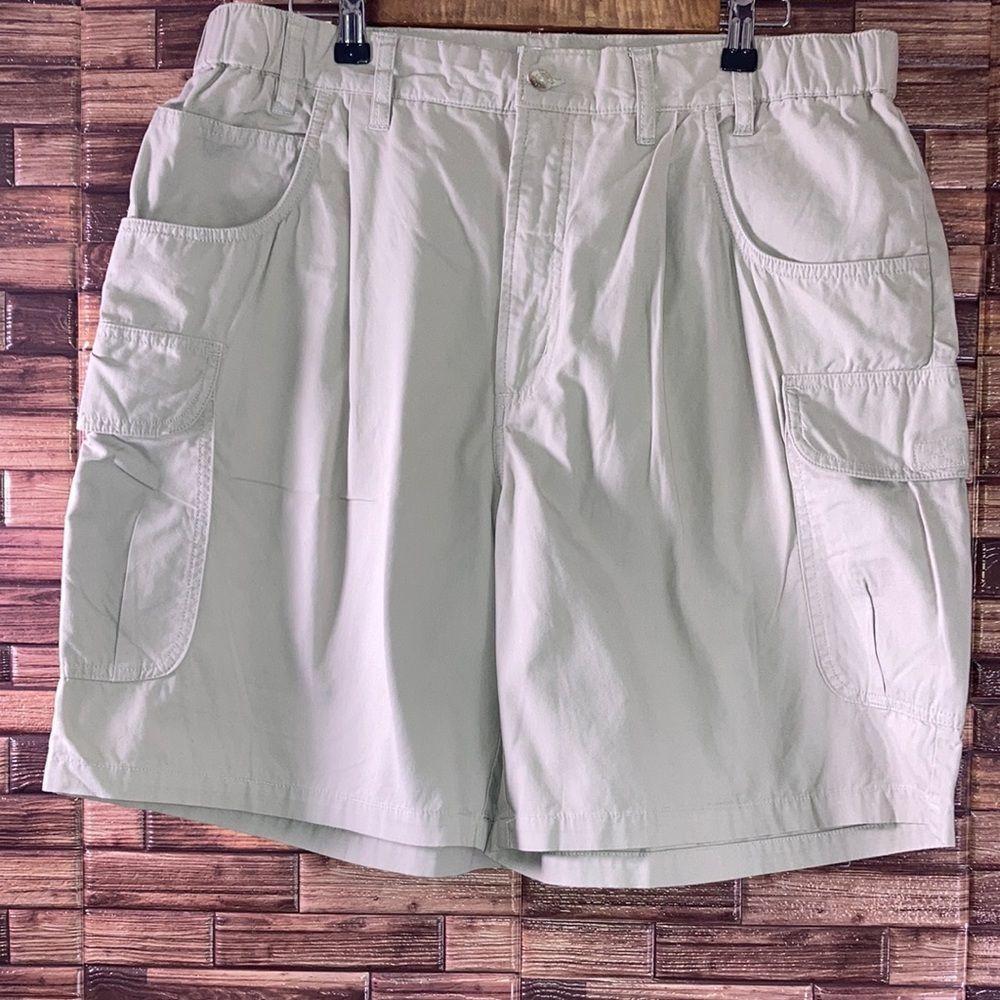 NWT Columbia Elkhorn II Men's Shorts Size 38 x 8 Hiking Cargo Utility